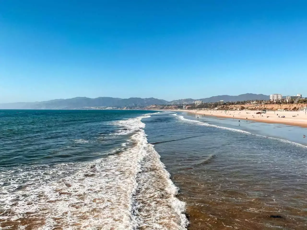 Santa Monica - 4 Reasons to Visit and Activities to Try! 8 Santa Monica - 4 Reasons to Visit and Activities to Try! 1