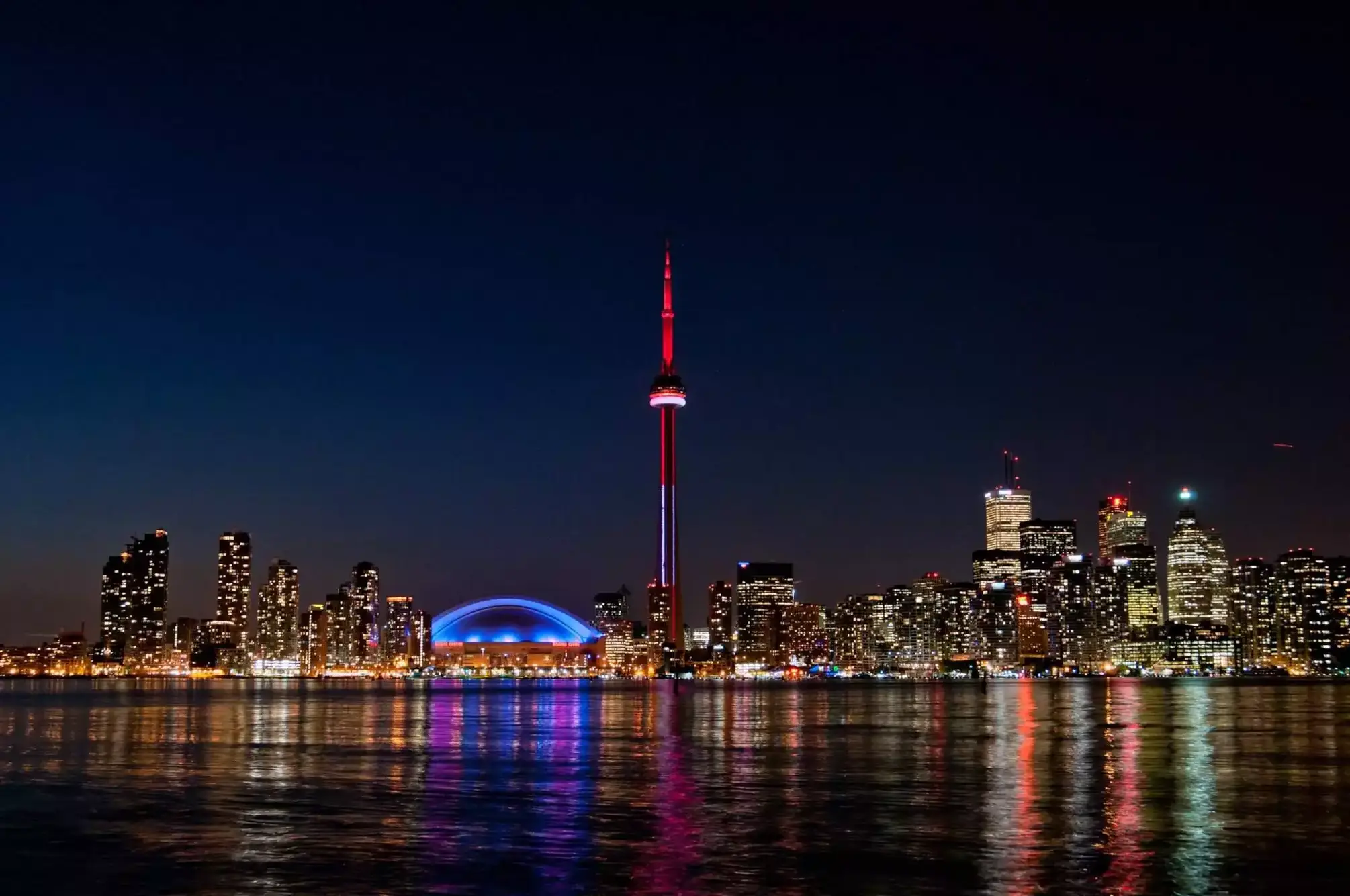 Toronto Tower - 8 Interesting Facts About It! 10 Toronto Tower - 8 Interesting Facts About It! 5