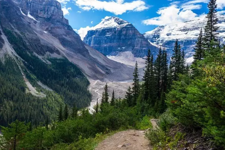 Banff Hikes - 6 Best Things To Experience There! 2
