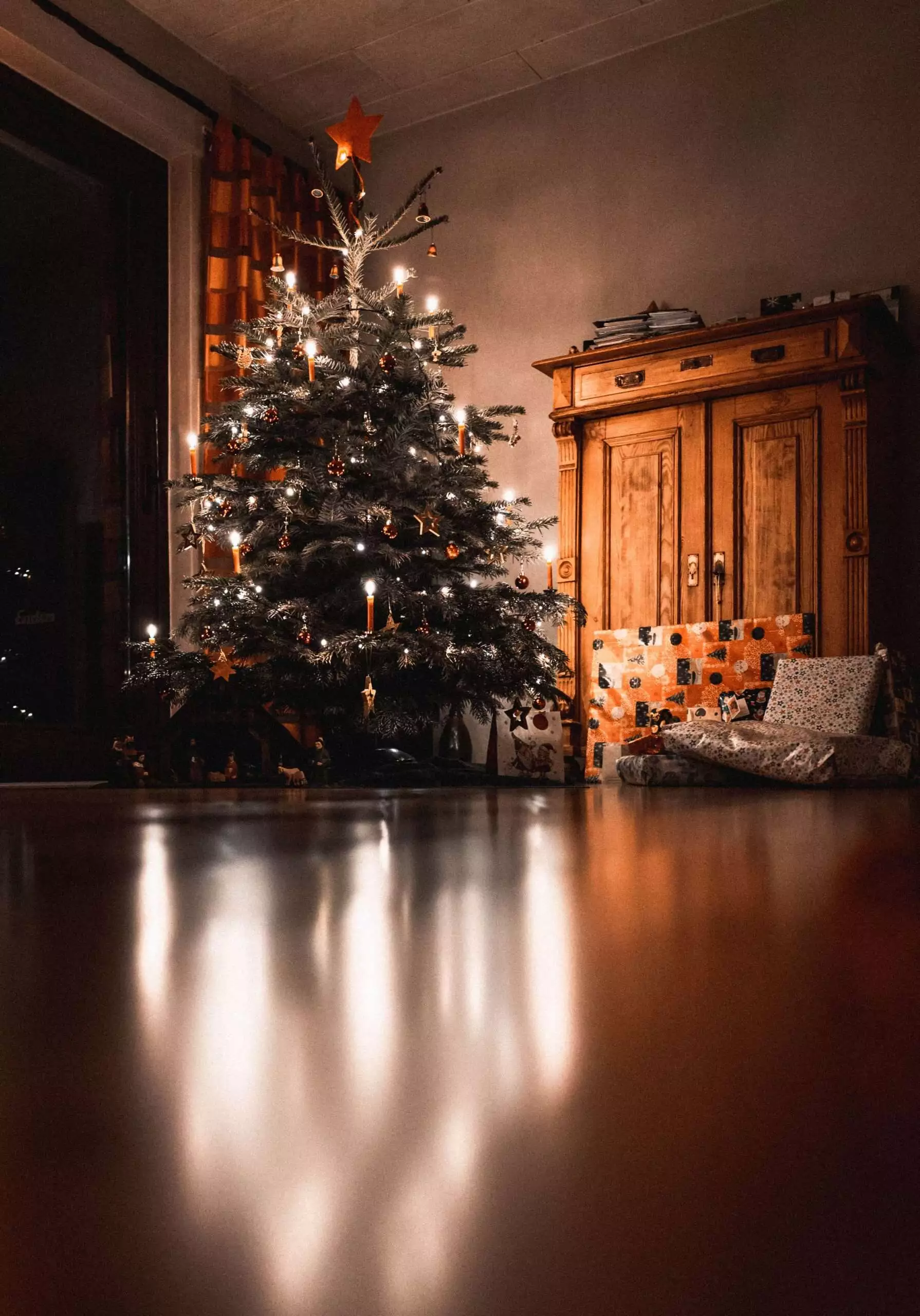 12 Awesome Ways to Enjoy Your Christmas in Canada 2