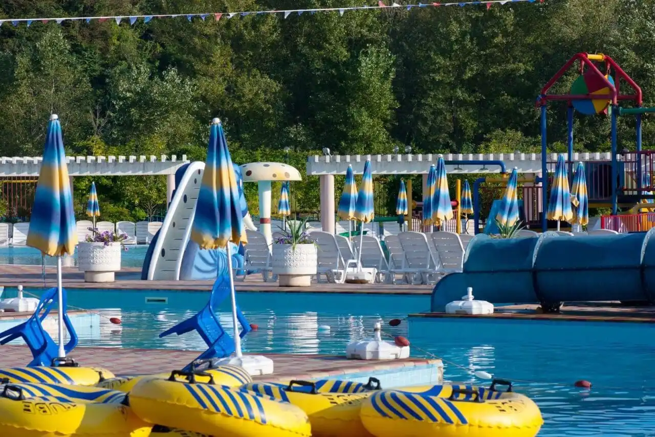Top 10 Magnificent Water Parks In Montana Icy Canada