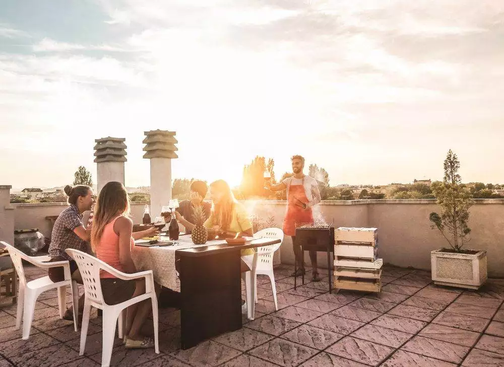 7 Best Gorgeous Rooftop Patios Toronto: Visit Now! 7