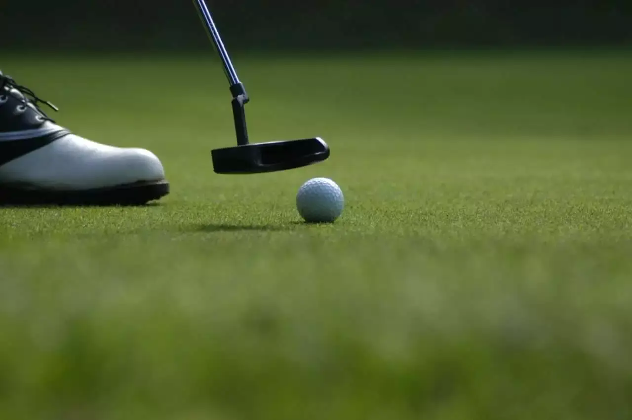 7 Famous Calgary Golf Courses For a Perfect Afternoon!!! 12 golf