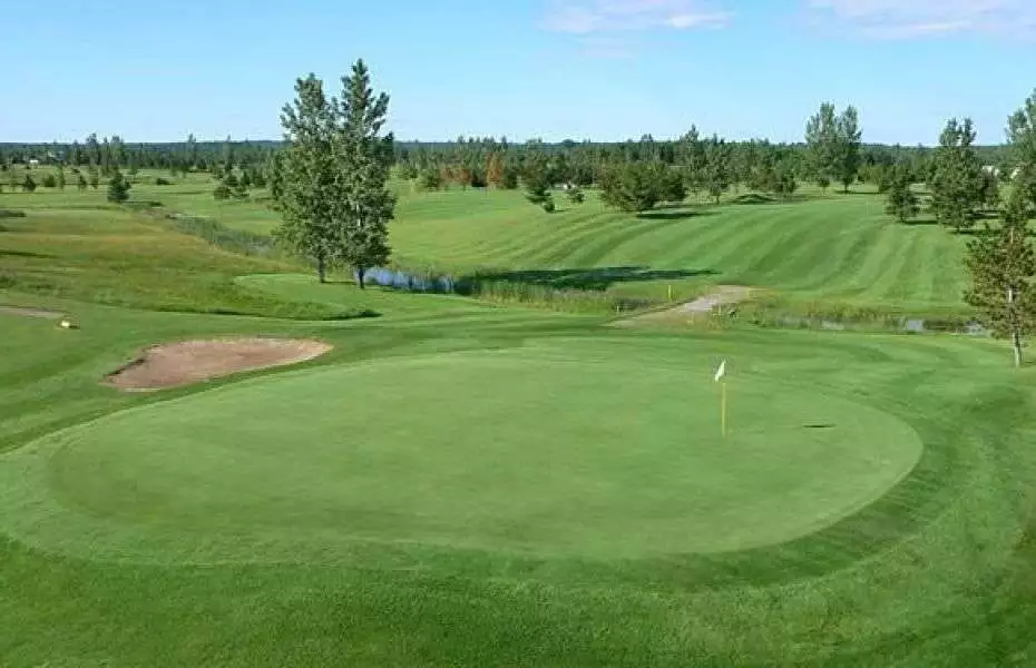 10 Best Ottawa Golf Courses To Explore 10