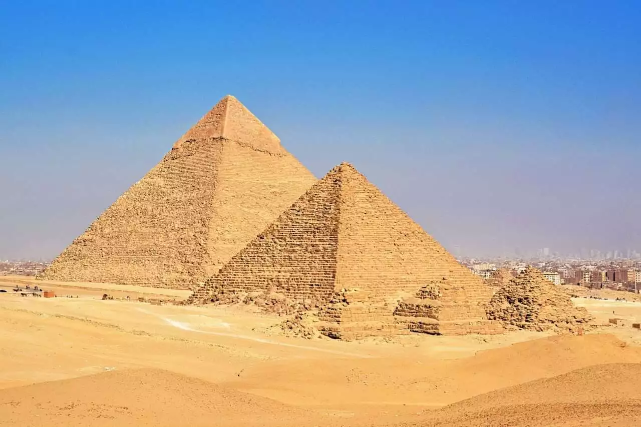 What are the Amazing 7 Wonders of the Ancient World? 3