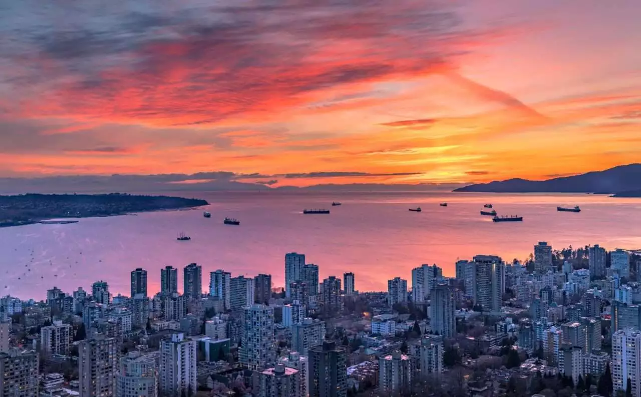 Beautiful Vancouver Sunrise: Top 6 Best Places To Catch It 6