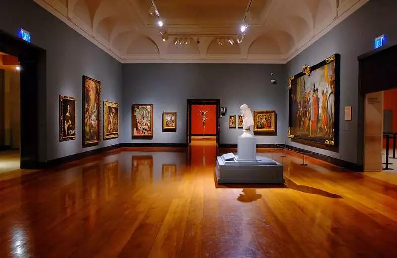 The Art Gallery of Ontario: An Amazing Guide 2022 8