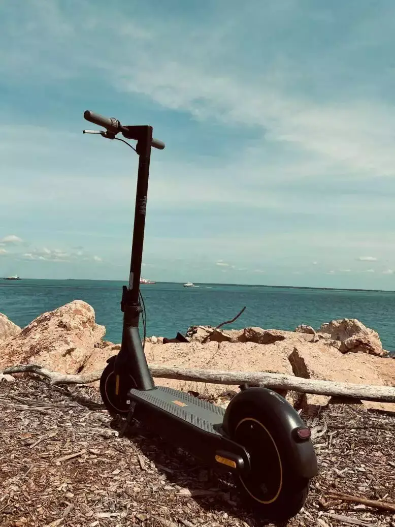 Electric Scooter Canada: Top 10 Leading Brands 7 Electric scooter Canada