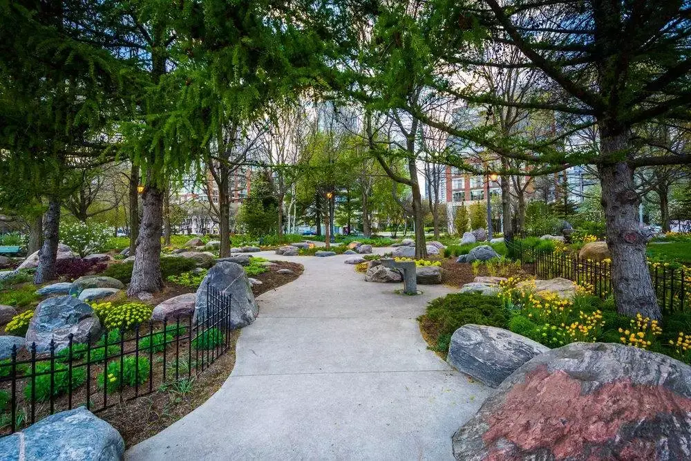 10 Best Parks in Toronto 8 10 Best Parks in Toronto 2