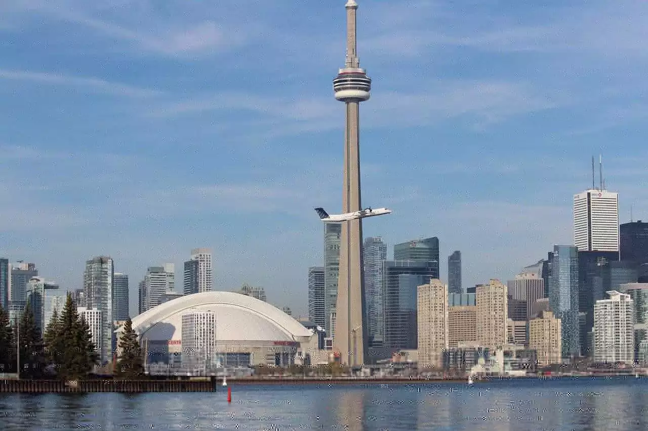 How tall is the CN Tower