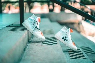Update more than 130 custom sneakers toronto